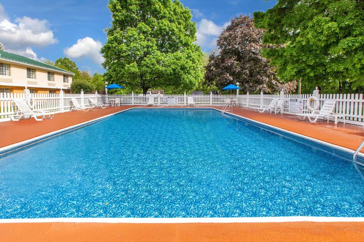 Pool 5 of 42