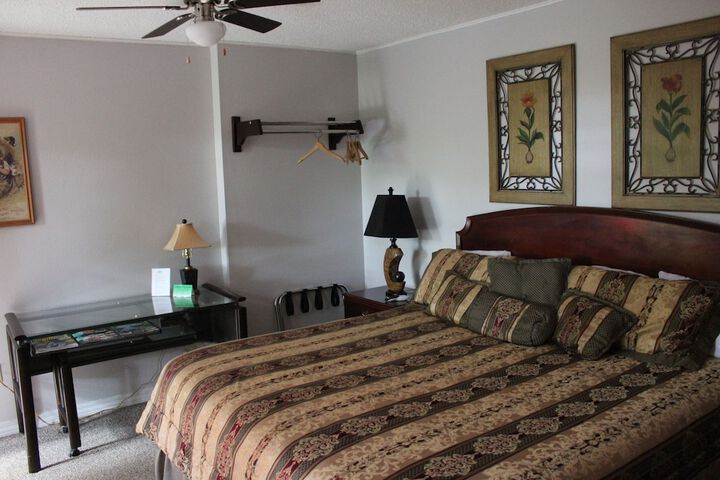 Room 95 of 219