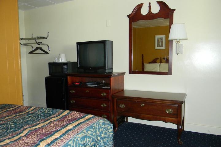 Room 16 of 21