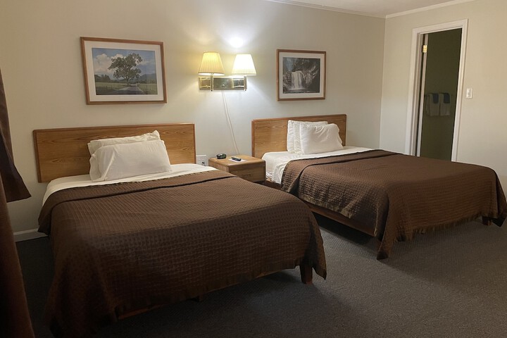 Room 4 of 39