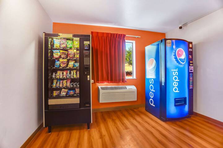 Motel 6 Espanola NM