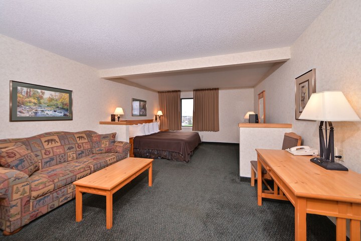 Room 12 of 32