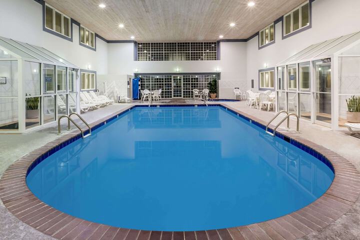 Pool 4 of 52