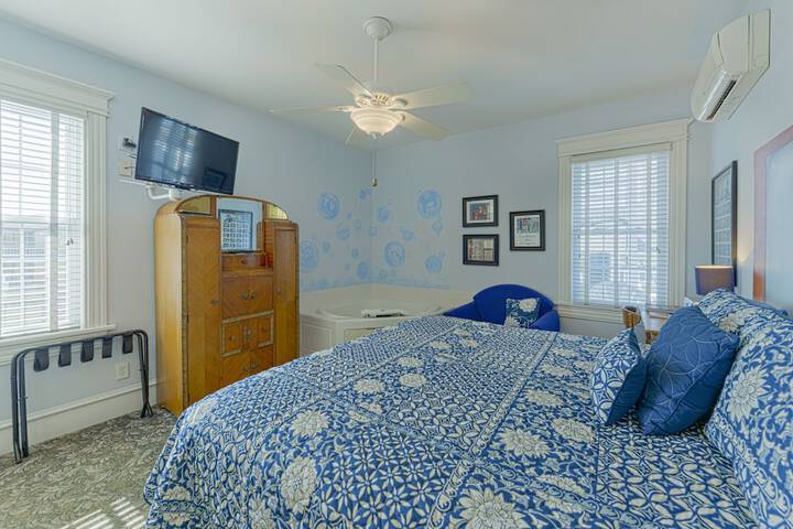 Room 15 of 77