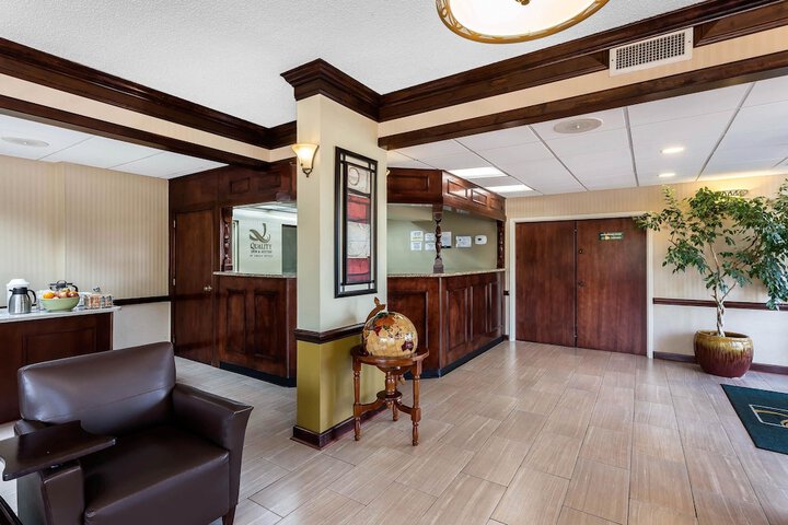 Hotel Interior 6 of 29