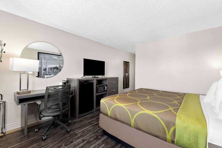 Super 8 by Wyndham Goodyear / Phoenix Area