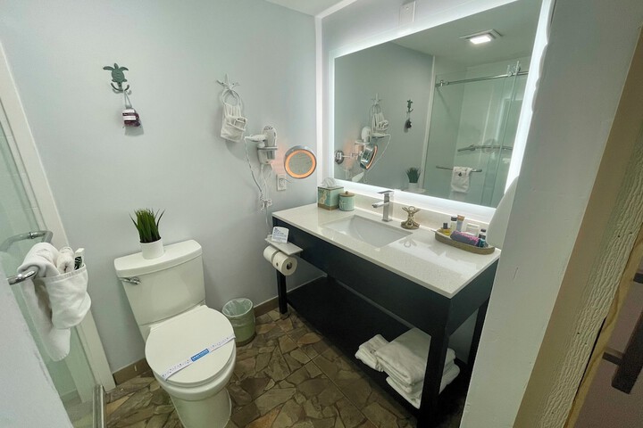 Ocean Sands Beach Boutique Inn - 1 Acre Private Beach