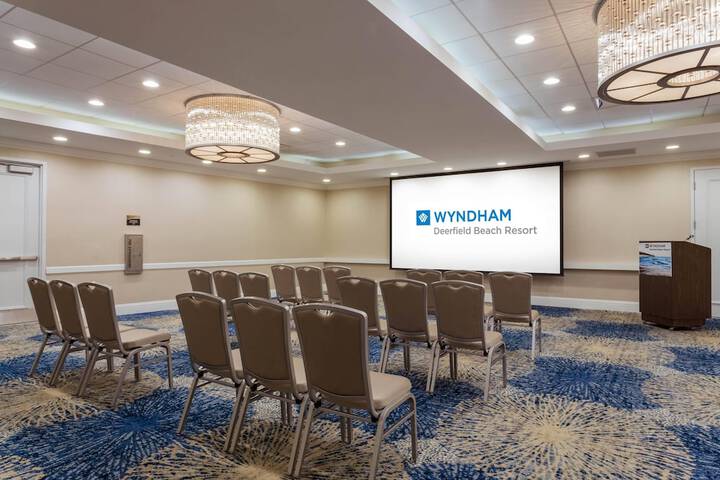 Wyndham Deerfield Beach Resort