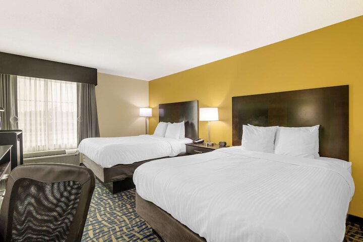 Room 20 of 40