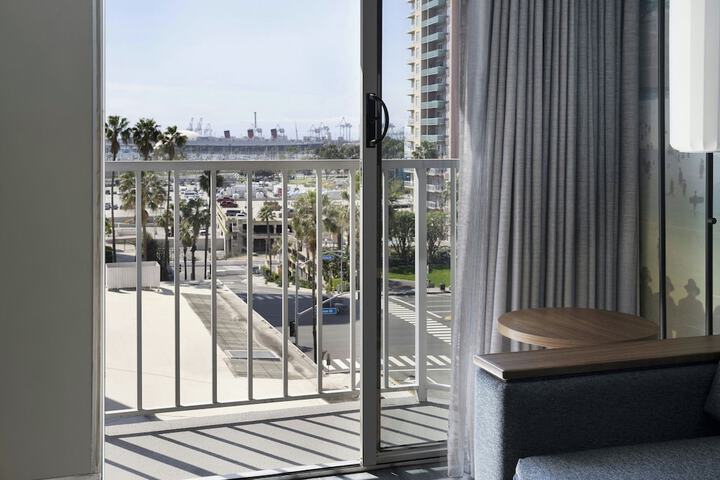 Courtyard by Marriott Long Beach Downtown