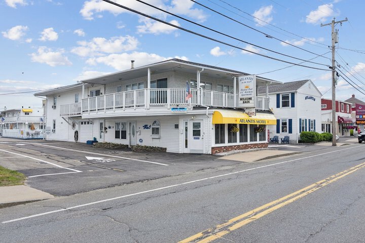 Atlantis Motel