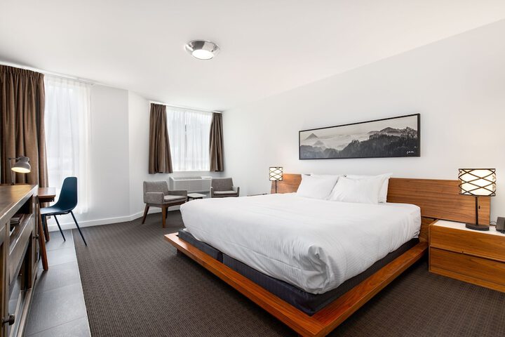 Adara Hotel