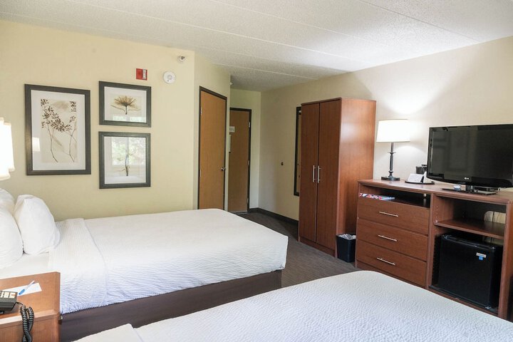 Room 11 of 26