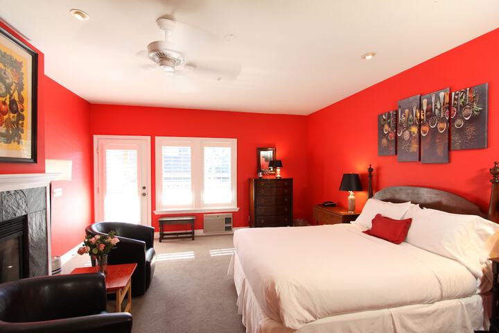 Room 80 of 107