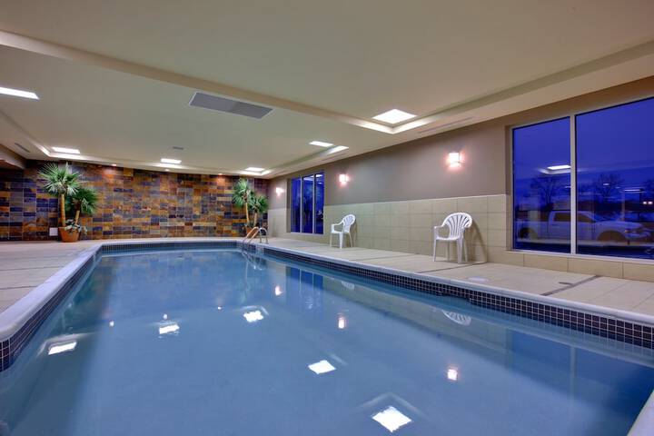 Pool 8 of 65