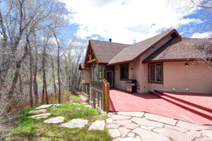Fishermans Paradise on Eagle River