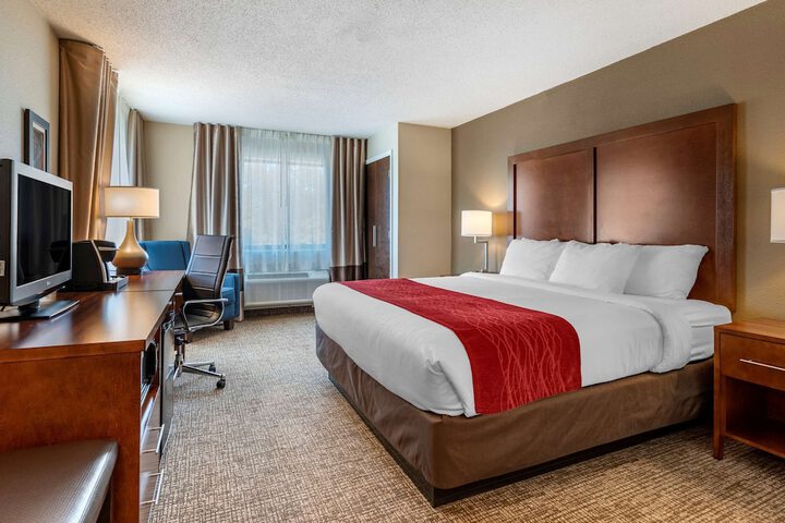 Room 42 of 62