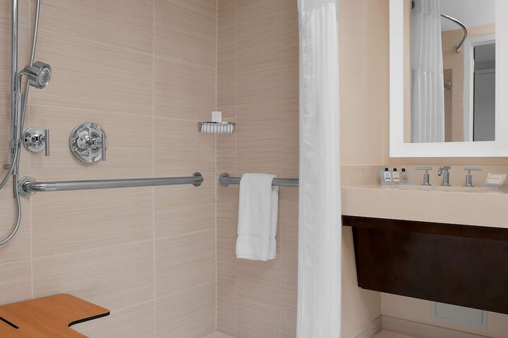 Room 14 of 50