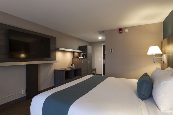 Room 7 of 36