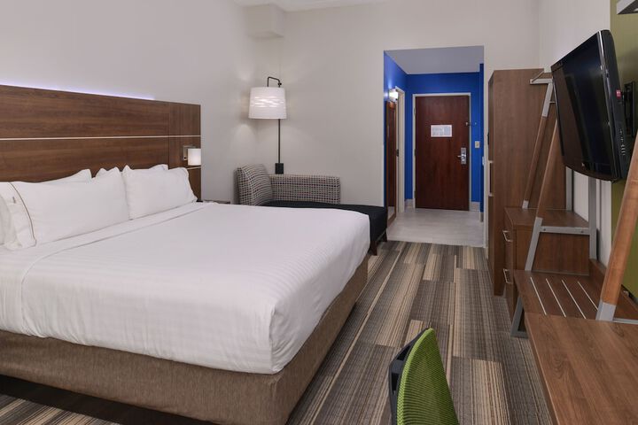 Room 17 of 56