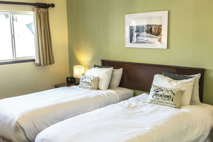 The Mammoth Creek Inn
