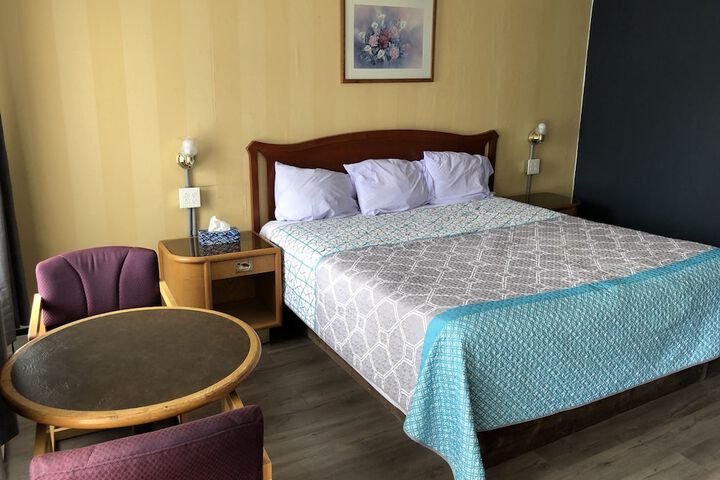 Room 41 of 90