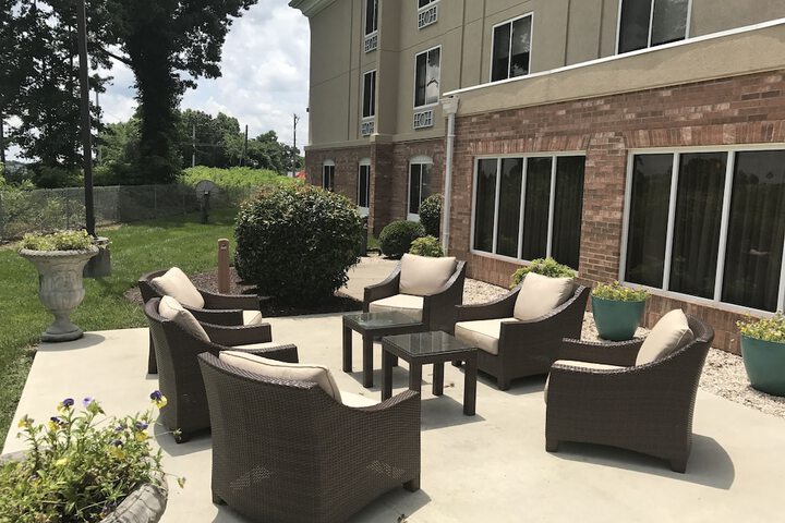 Terrace/Patio 42 of 43