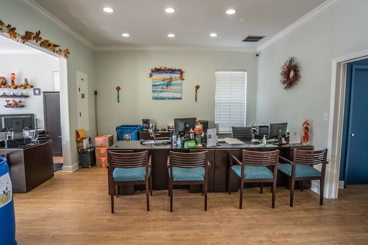 Barefoot Suites