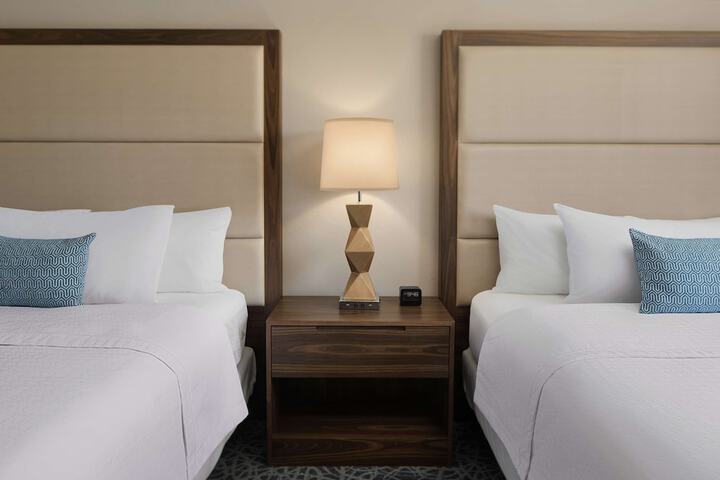 Room 10 of 24