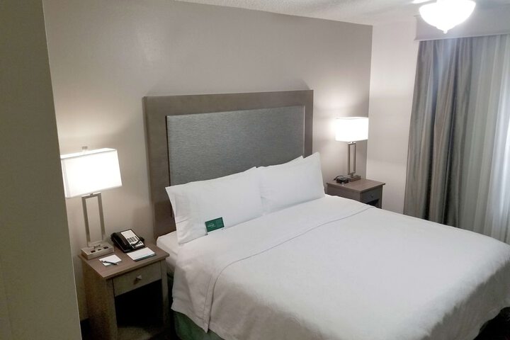 Room 16 of 29