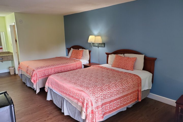 Room 20 of 28