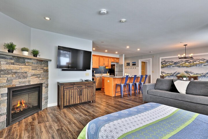 Room 155 of 213