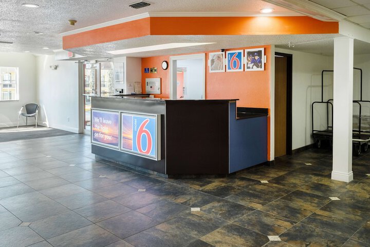 Hotel Interior 11 of 34