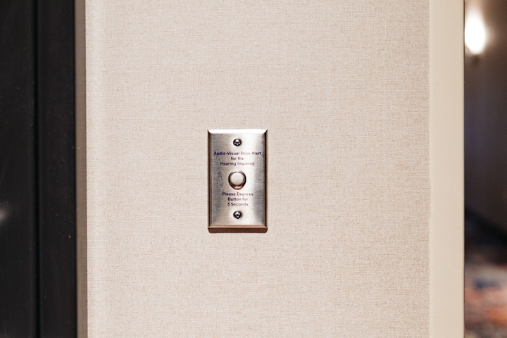 Room 21 of 144