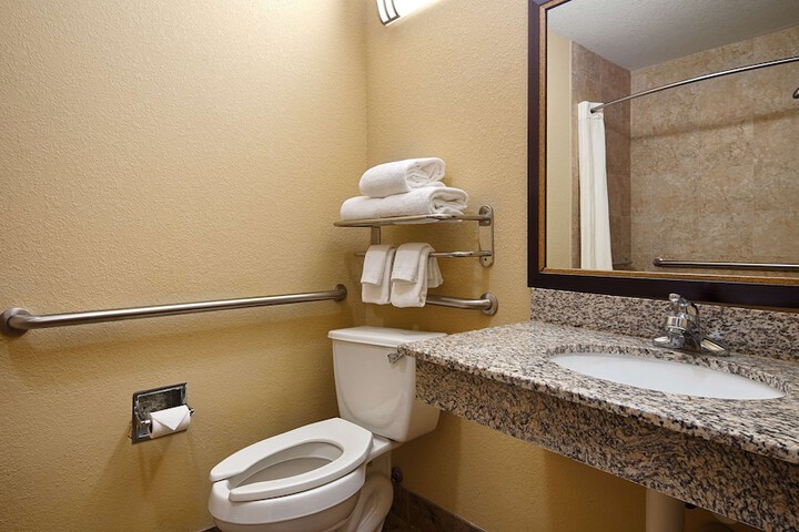 Room 11 of 29