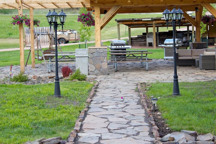 Black Elk Resort Cottages and RV Park