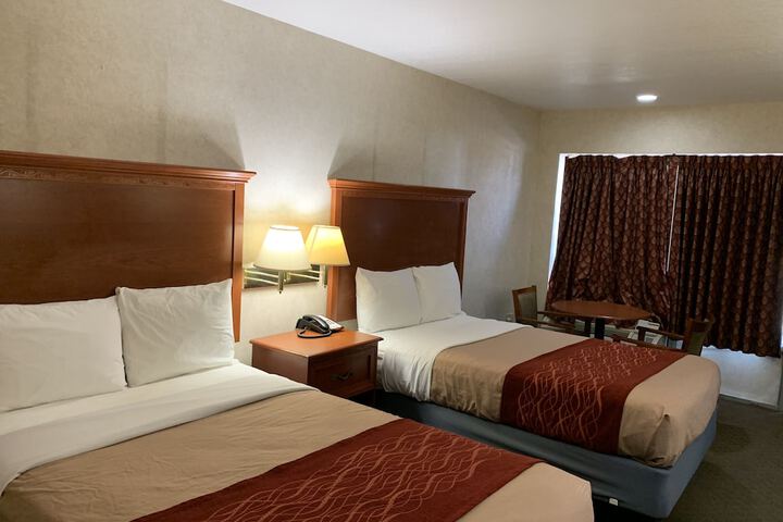 Room 13 of 24
