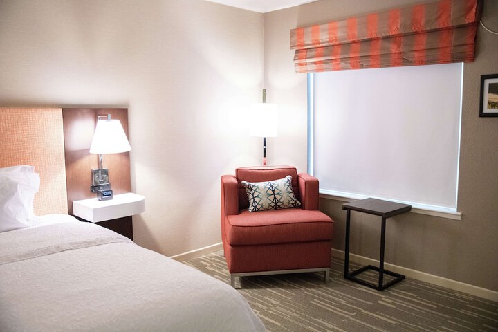Room 16 of 29