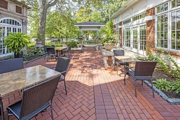 Terrace/Patio 35 of 35