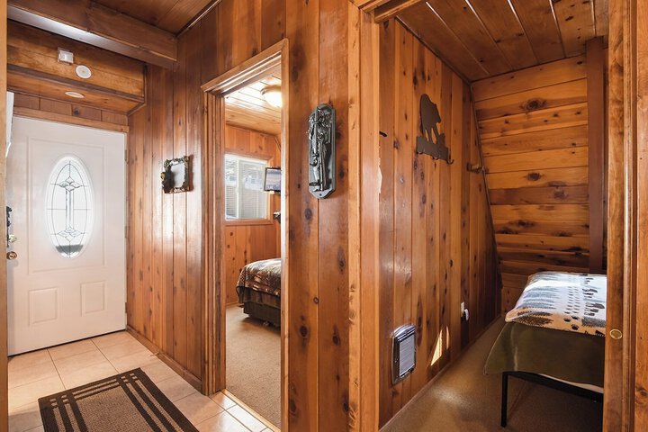 Beautiful Mountain Getaway