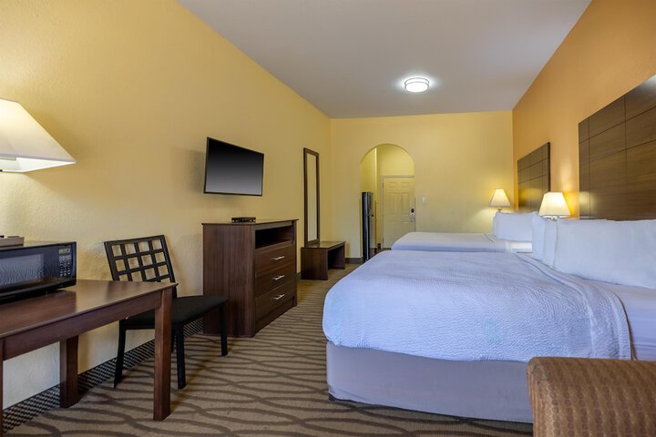 Studio 6 Suites – Pasadena TX