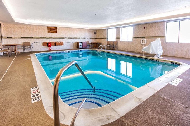 Pool 2 of 13