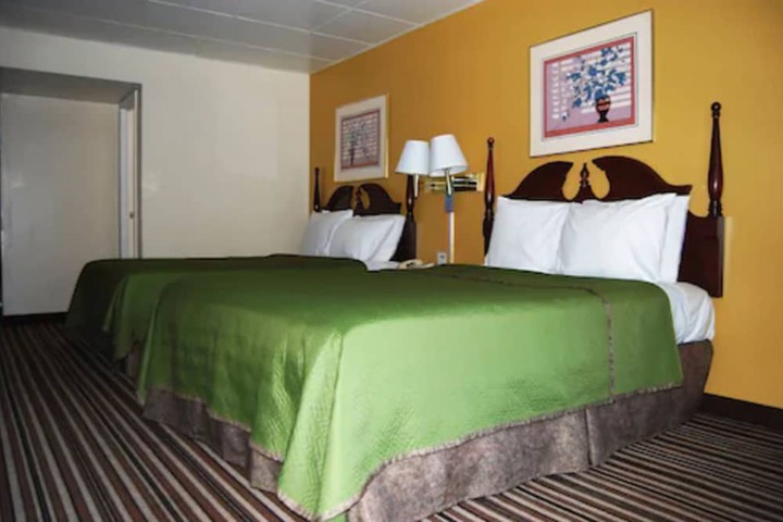 Room 14 of 21