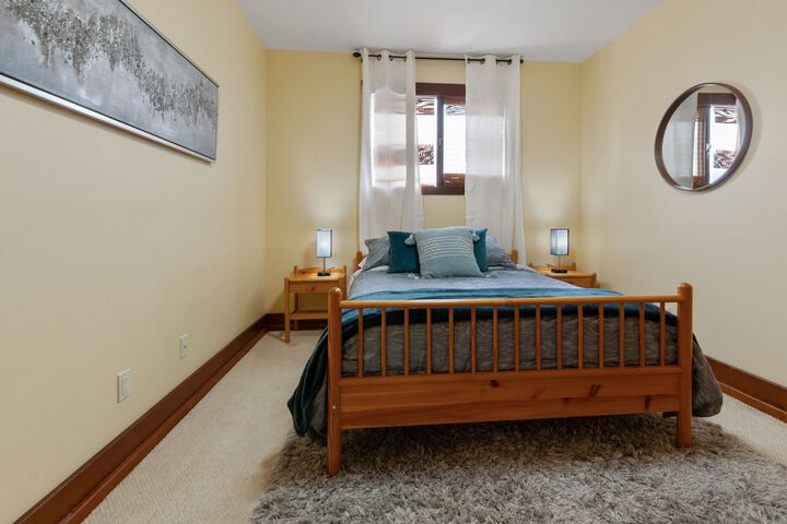 Room 90 of 165