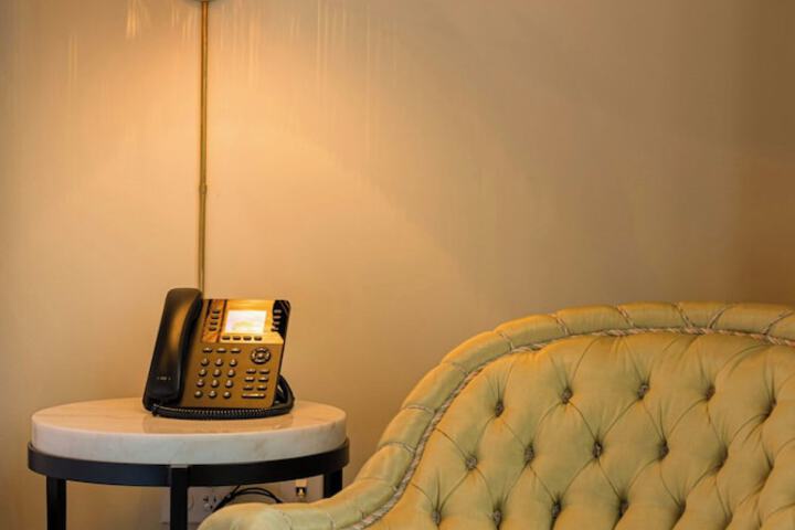 Hotel Cleo Knoxville Downtown, a Tribute Portfolio Hotel