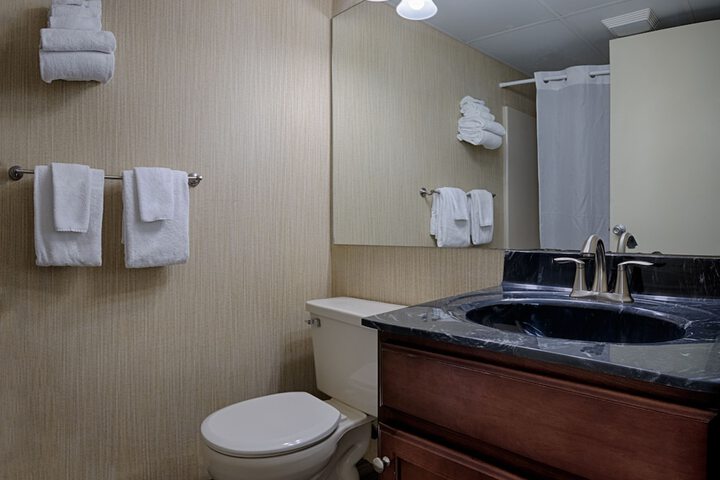 Room 10 of 17