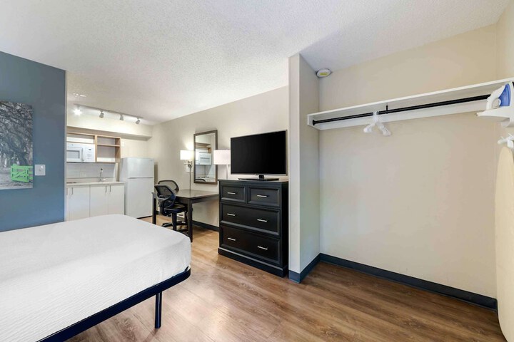 Extended Stay America Suites Miami Airport Doral