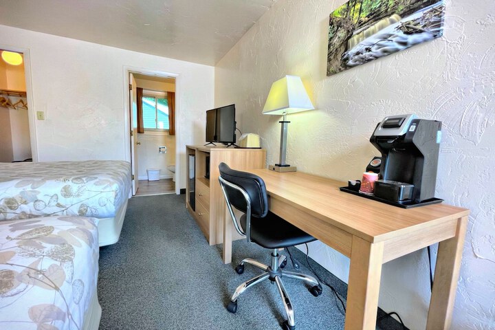 Room 13 of 17