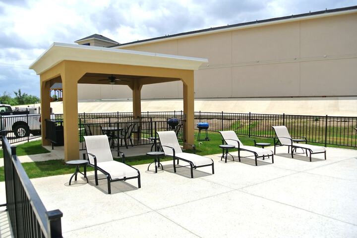 Hampton Inn Carrizo Springs