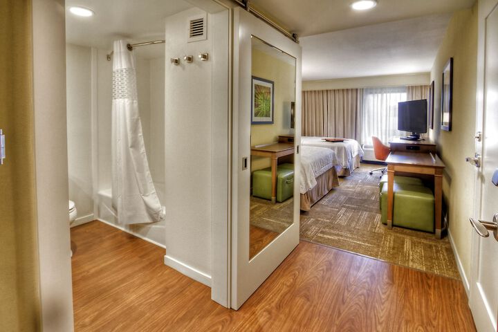Room 8 of 42